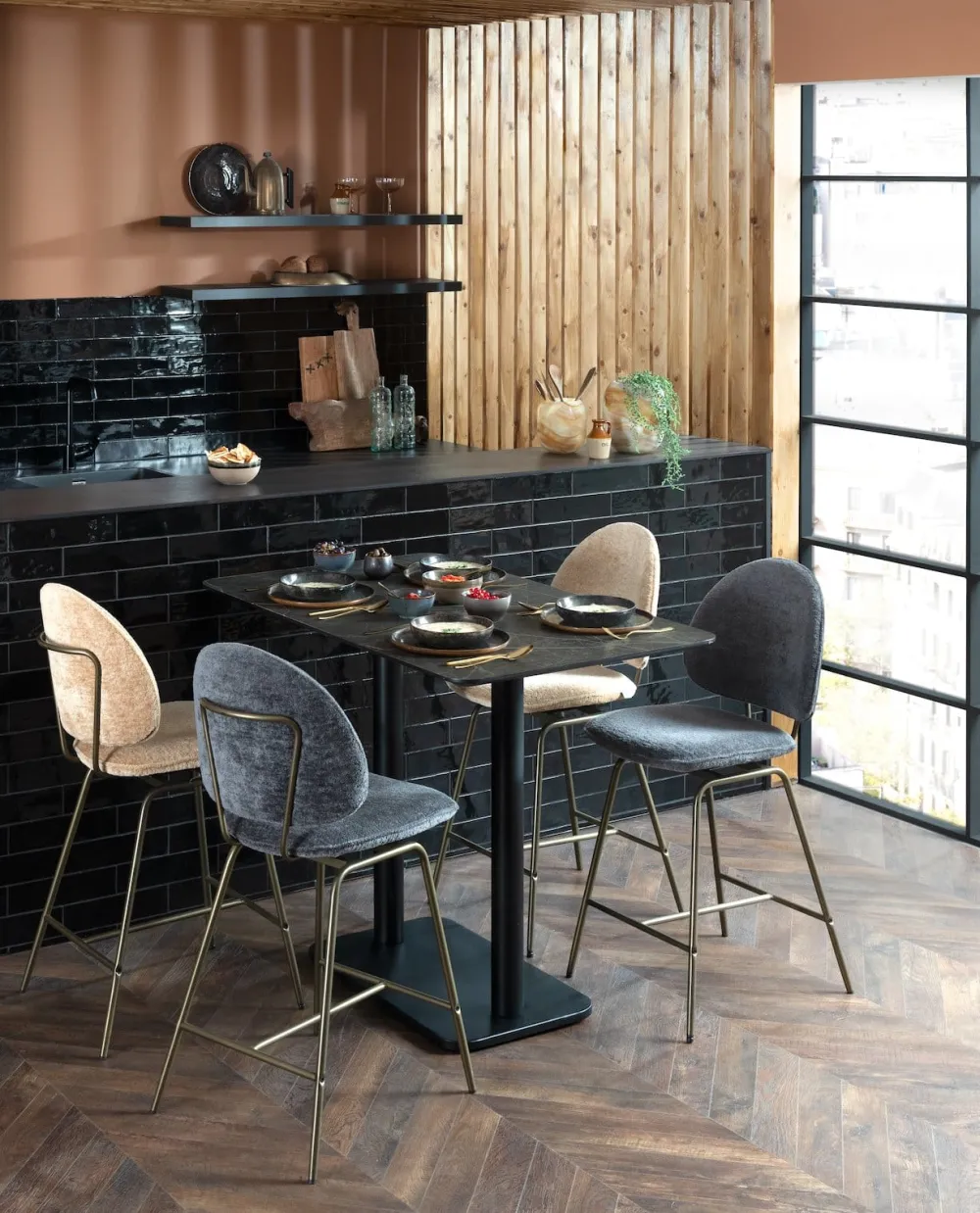 COCOmaison Eetkamer- En Barstoelen>Kjel barstoel - champagne frame - Antraciet